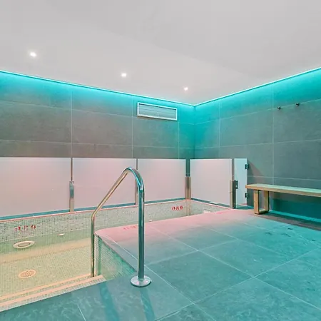 Magnificent Gem Of Jade Tower * Fuengirola